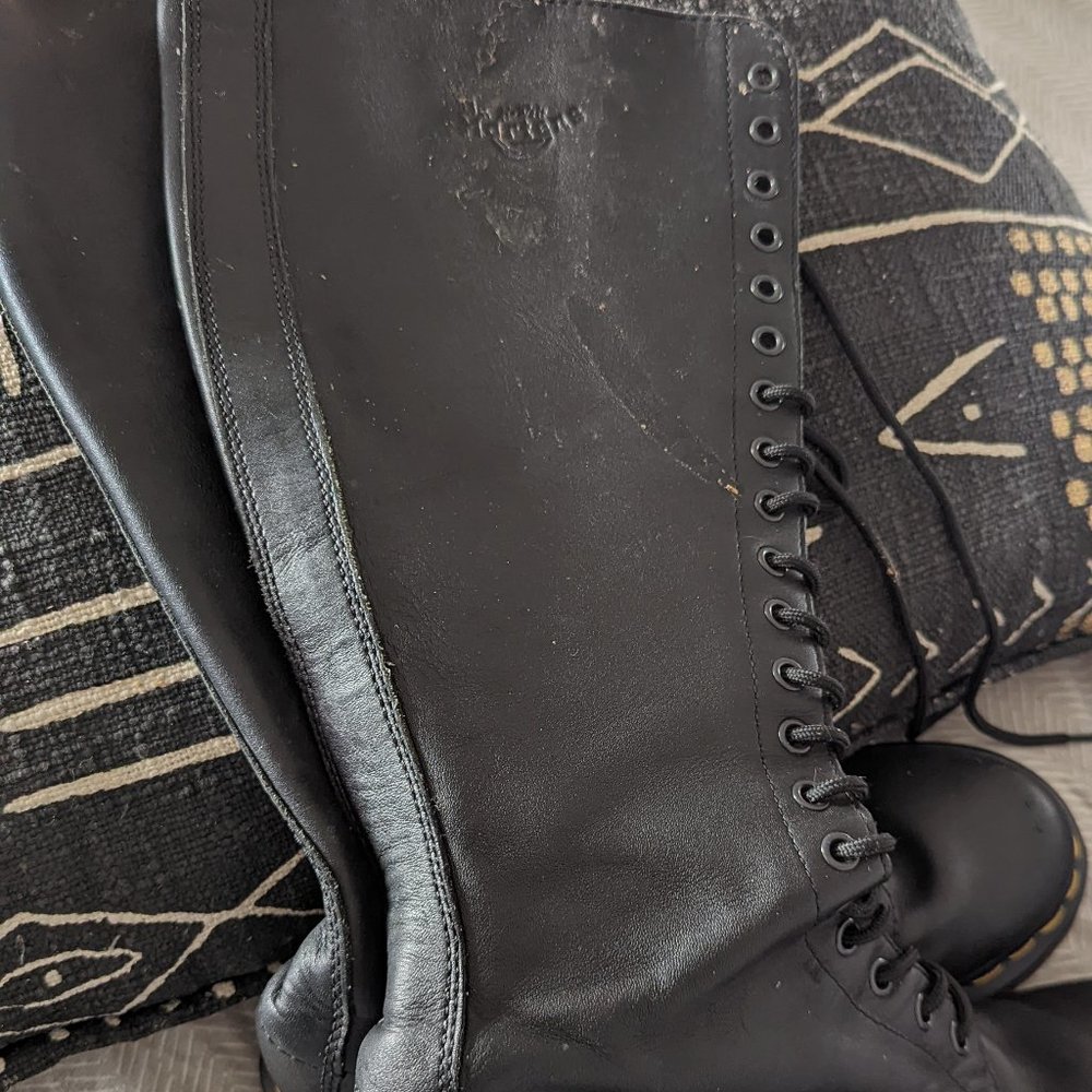 Doc Martens 9773 W Black combat lace up mid calf